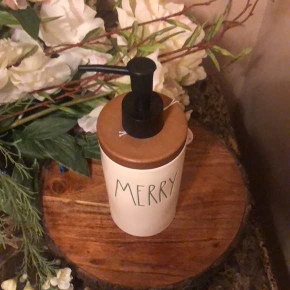 Rae Dunn Magenta Ceramic MERRY Dispenser Pump Bottle Jar - Picture 2 of 5